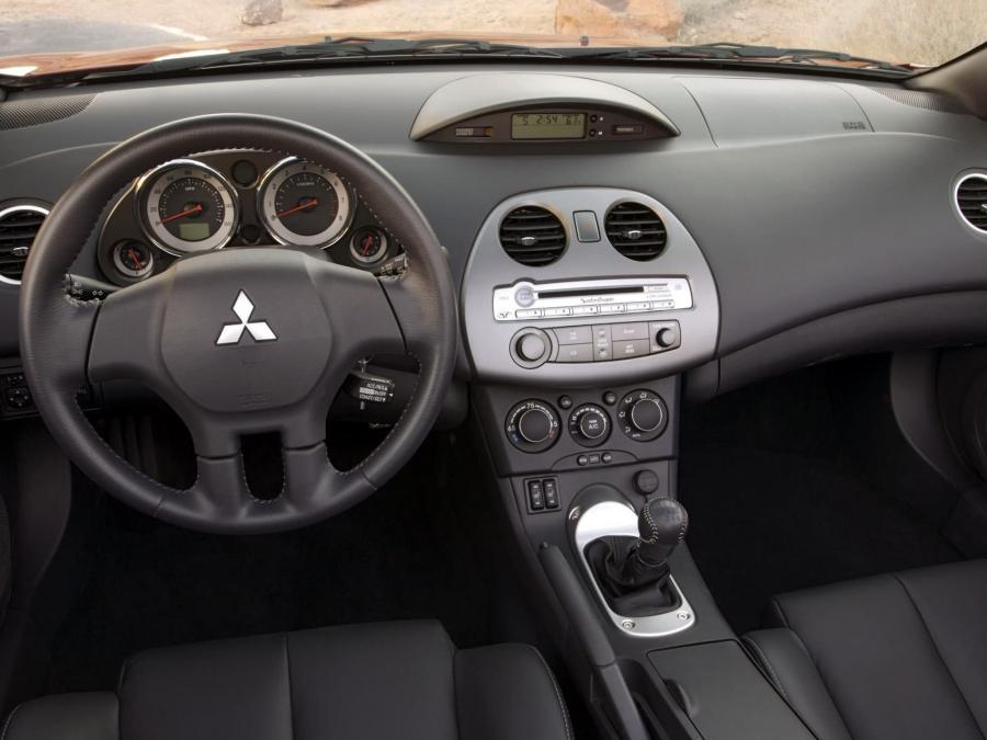 Mitsubishi Eclipse Spider GT V6 2007 года  (фото 37 из 61)